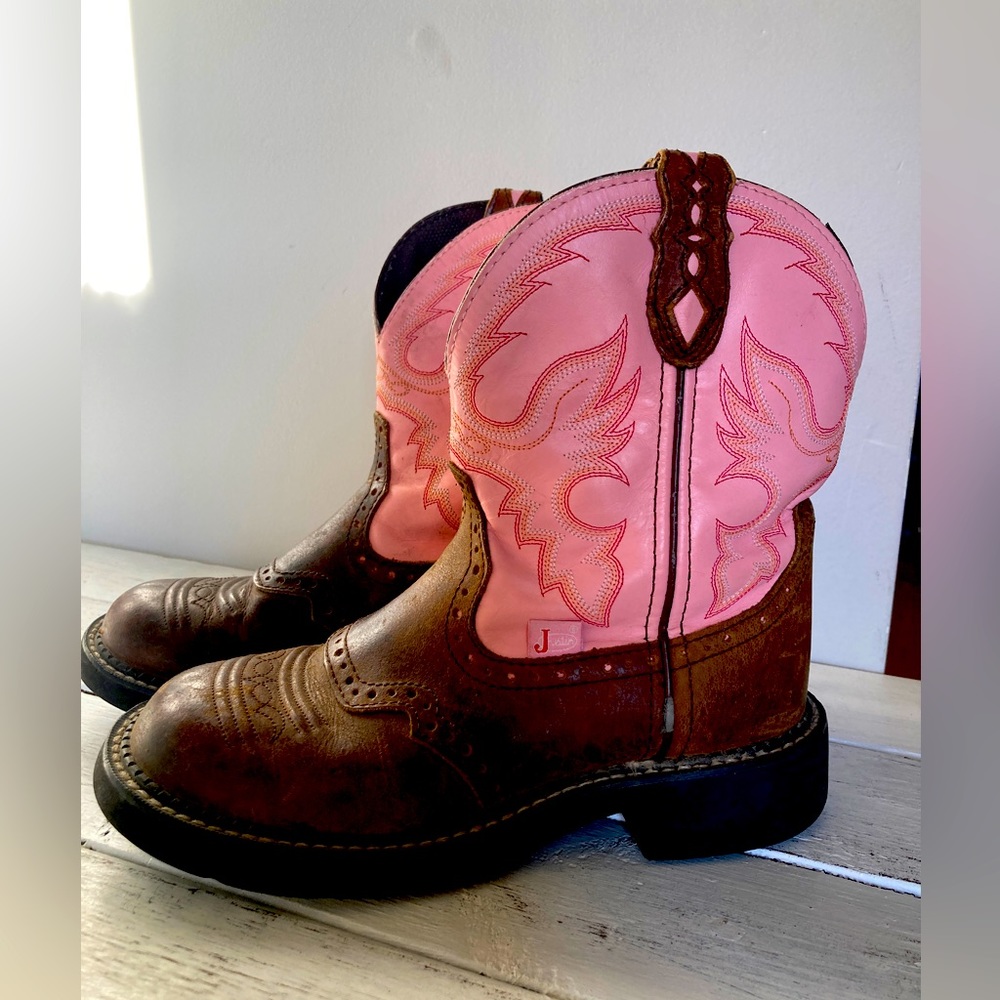 JUSTIN GYPSY Bay Apache Round Toe Work Boot 6.5